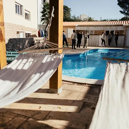 Lisbon Surf Hostel-3
